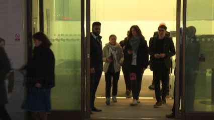 Jugée à Londres, Greta Thunberg appelle à combattre "le vrai ennemi" du climat