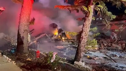 Florida'da tek motorlu uçak karavan parkına düştü