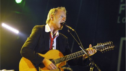 VOICI :  Renaud amoureux de sa compagne Cerise : le chanteur annonce son mariage et la date de la cérémonie !