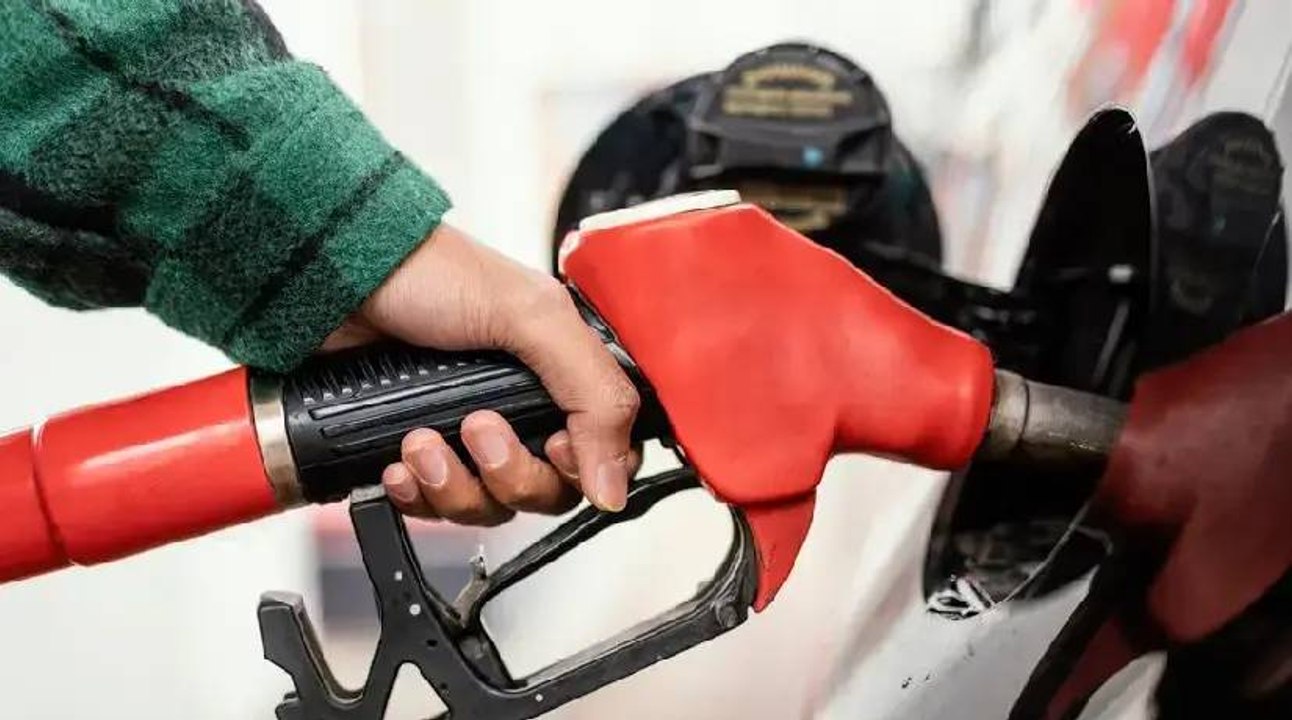 Gasolina subirá de precio en febrero por actualización de impuestos