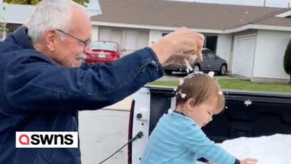 Großeltern fahren 138 Kilometer, um ihrem Urenkelkind Schnee zu bringen