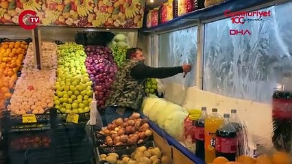 Sıcaklık eksi 20'ye kadar düştü... Camlar buz tuttu, kapı kilitleri dondu!