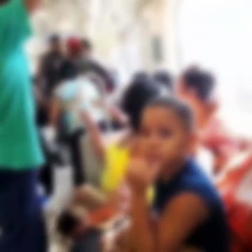 Homem entra em luta corporal com segurança em estação de metrô de Salvador