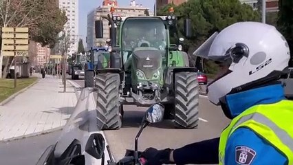 Agricultores protestan en Valladolid ante la crisis del campo