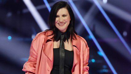 GALA VIDEO - Laura Pausini maman, pourquoi elle refuse de chanter sur scène avec sa fille de 10 ans : “C’est trop violent”