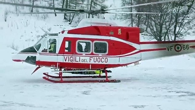 Il video dell’intervento dell’elicottero dei vigili del fuoco nelle ricerche dei dispersi in val Formazza