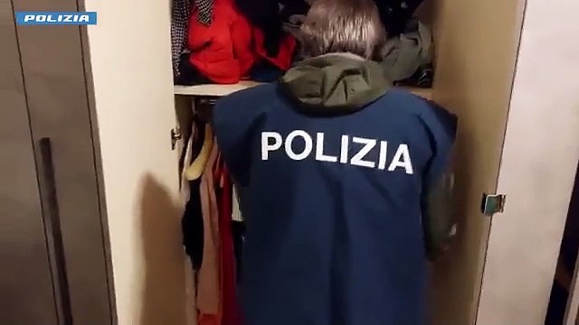 Perquisite a Roma le case dei quattro spacciatori di droga. Tra gli arrestati c'è anche un dipendente del Coni