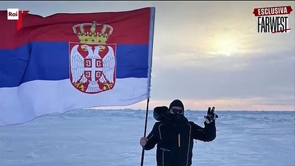Srdan Lolic, dalla fuga di Uss alla bandiera serba al Polo Nord: le immagini da «Farwest»