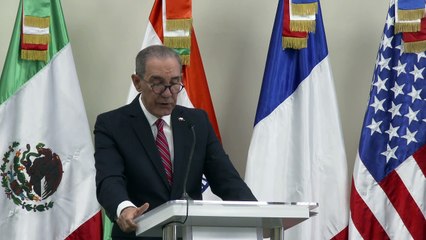 Lanzamiento becas internacionales 2024