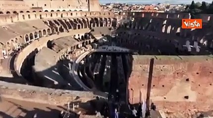 Meloni in videocollegamento con Villadei dalla Stazione spaziale internazionale: «L’Italia tifa per voi»