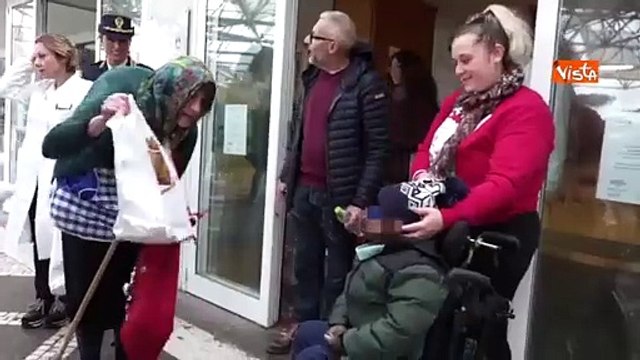 Epifania 2024, la missione speciale della poliziotta Befana per i bambini del Policlinico Gemelli