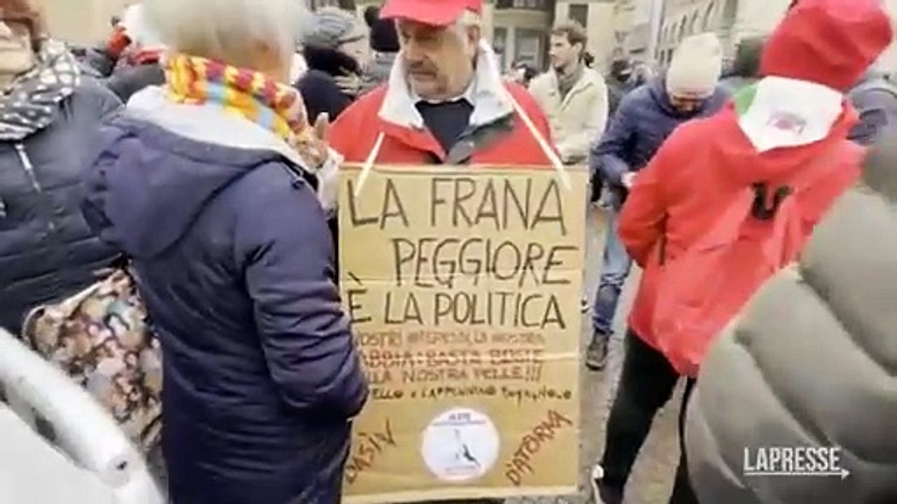 Forlì, presidio in piazza contro Meloni e von der Leyen