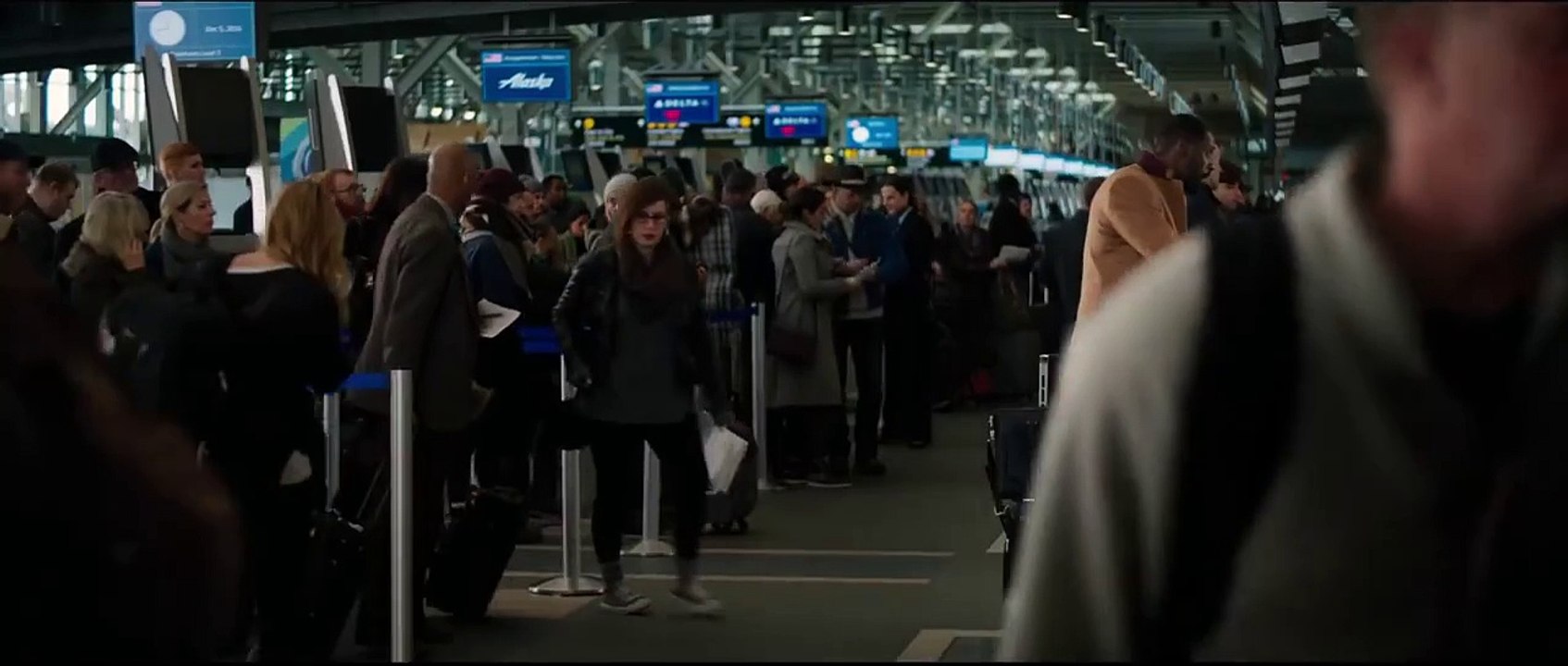 The Mountain Between Us Trailer