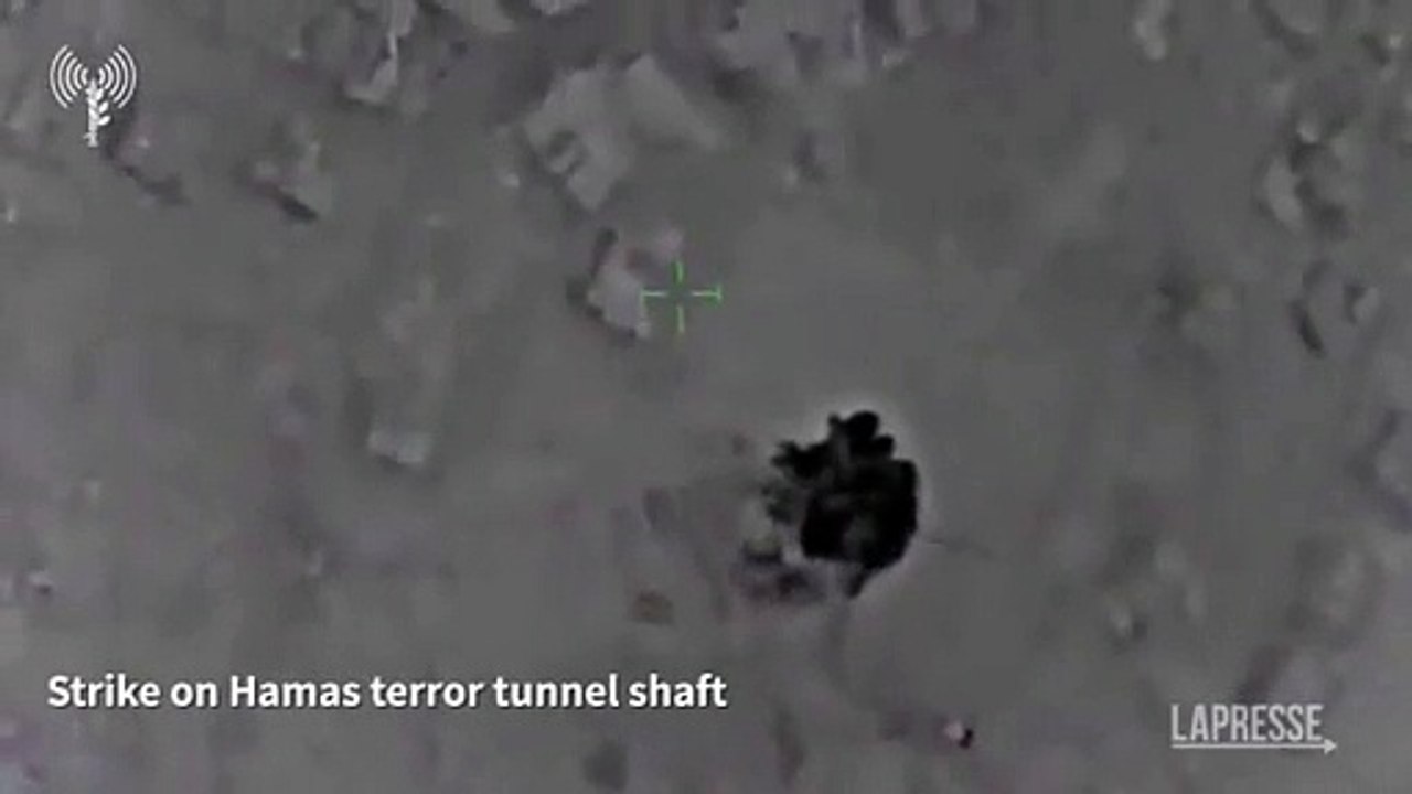 Missili contro obiettivi di Hamas: il video diffuso da Israele