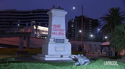 Melbourne, vandalizzata la statua della Regina Vittoria