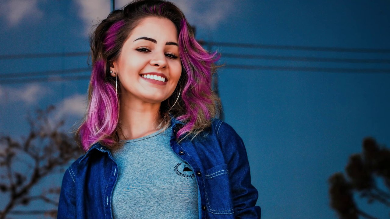 Easiest Way To Add Highlights in Your Hairs Using Photoshop | Highlighting | Hair Coloring Photoshop