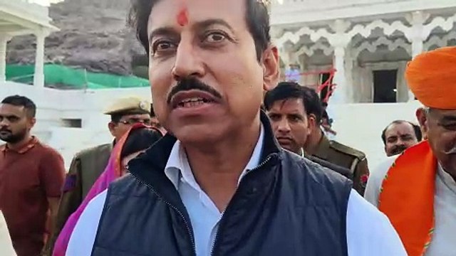 पांच साल बाद पहुंचे राज्यवर्धन सिंह राठौङ इस देवी के मंदिर, लगाई धोक