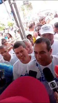 Bruno Reis reage contra críticas por passarela dos ambulantes; confira