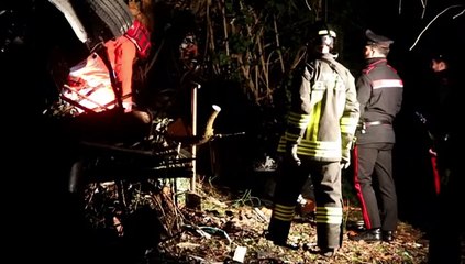 Incidente in E 45, camion precipita dal viadotto: morto l'autista