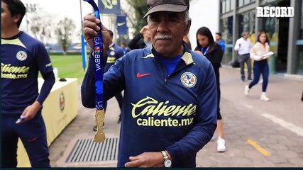 América entregó medallas de Campeón por título ante Tigres a todos los trabajadores del club