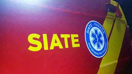 Homem é socorrido pelo Siate após cair de moto na Avenida Papagaios