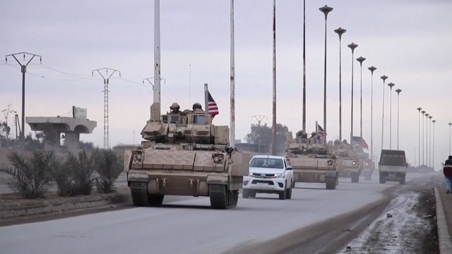 美 '미군 사망' 보복 공격 개시... 이란 시설 등 85개 목표물 타격 / YTN