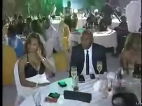 Fally Ipupa - Nyokalesse Live Concert VIP au Grand Hotel de Kinshasa