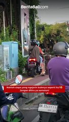 Nahloh siapa yang ngajarin bulenya seperti itu? Jangan ditiru ya semeton!