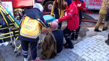 Maltepe'de iş yerinde yangın: Çatı çöktü, iki kişi hastaneye kaldırıldı