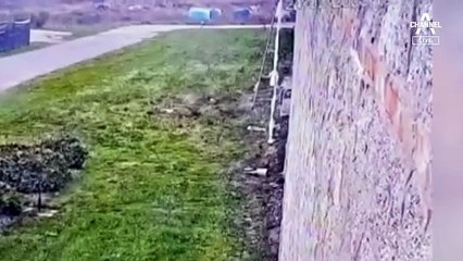 ‘침대보 밧줄’ 타고 탈옥한 마피아 두목…1년 만에 검거