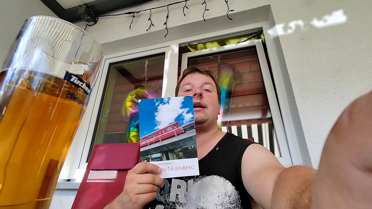 Leon Elektronik - genießt_das_schöne_wetter.___ein_bisschen_lesen