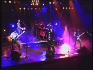 SAVANT DES RIMES ET PARKING PRIVE- ETRE HUMAIN (LIVE)