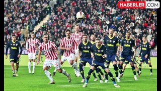 Trendyol Süper Lig: Antalyaspor 0 - Fenerbahçe 1 (İlk yarı)