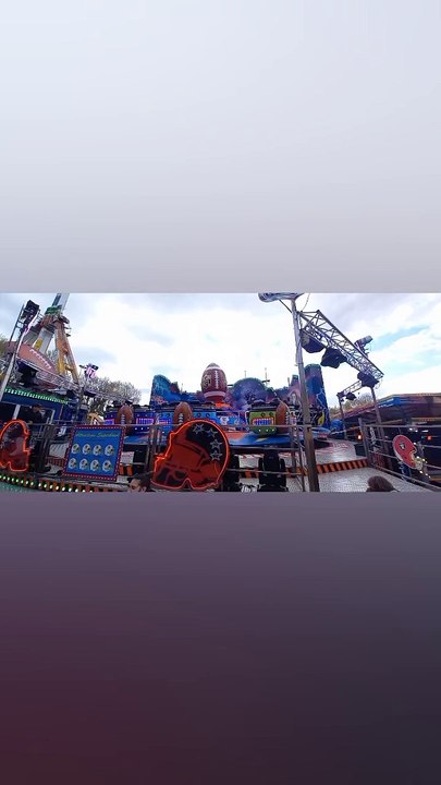 Foire des Rameaux de Grenoble 2023  #france #grenoble #divertissement  #sensations #manège #foire  (13)