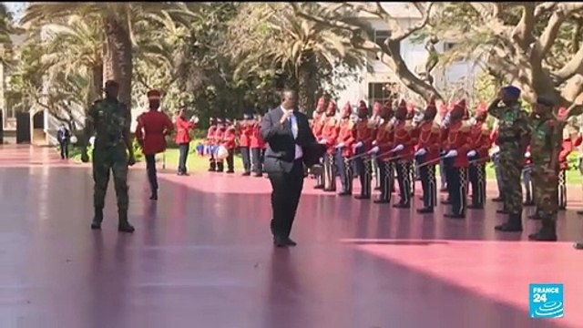 Sénégal : un report de la présidentielle annoncé par Macky Sall plonge le pays dans le flou