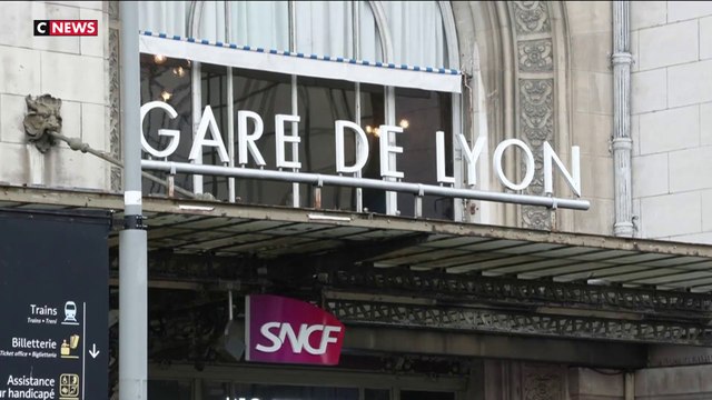 Attaque au couteau à gare de Lyon : ce que l'on sait sur le profil de l'assaillant