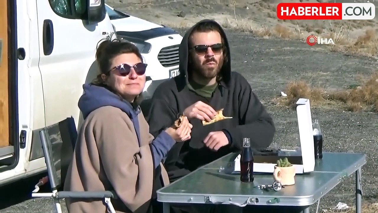 Meke Gölü Kış Mevsiminde Yabancı Turistlerin Uğrak Yeri Oluyor