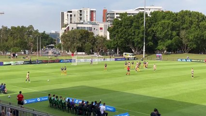 WATCH: Zoe Karipidis score her first A-League goal with a long-range effort