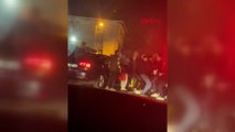 Asker uğurlama konvoyunda trafiği kapatıp meşale yaktılar
