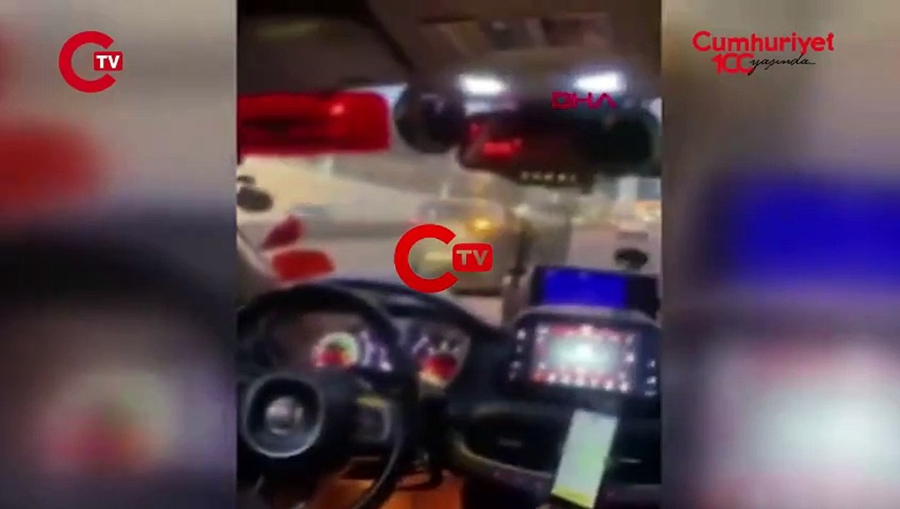 Çekmeköy'de garip anlar: Seyir halindeki otomobilden düşen kadını zorla araca bindirdi!