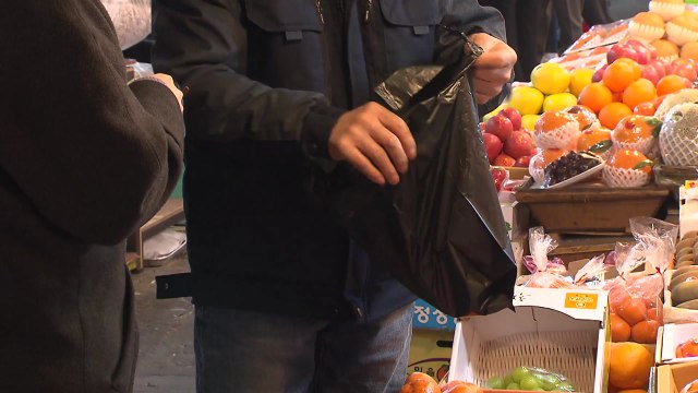 설 연휴 서울 전통시장 61곳 최대 30% 할인 판매 / YTN