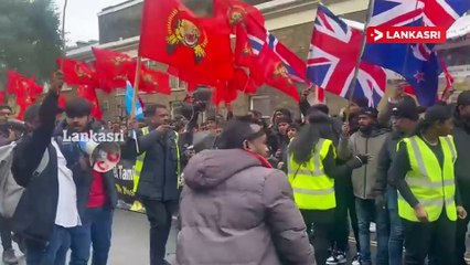 பிரித்தானியாவில் இலங்கை தேசியக் கொடிக்கு மேலாக உயர்ந்த தமிழீழ தேசியக் கொடி