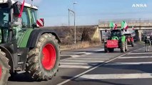 Agricoltori in presidio, 70 trattori alle porte di Milano