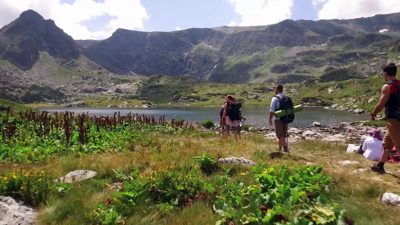 Wraithwood Manor Haunted by Spirits of the Past.     vd4