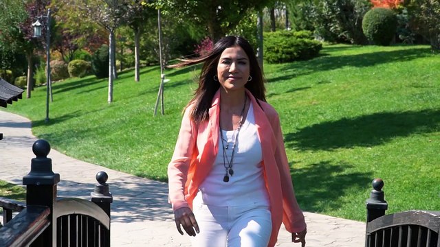NAZLI ÖKSÜZ - Şalvarlı Gelin (Edalı Gelin) (Official Video)
