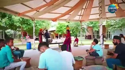 माधवगढ़ में आयोजित सकरनी का "उत्सव: ख़ुशियों का सफ़र" में समस्त सकरनी परिवार से लेकर नन्हें सदस्य तक को एक ही मंच पर सम्मिलित करके साबित कर दिया कि परिवार में एकजुटता से बड़ी ताकत और कुछ नहीं है। आइए देखते हैं!