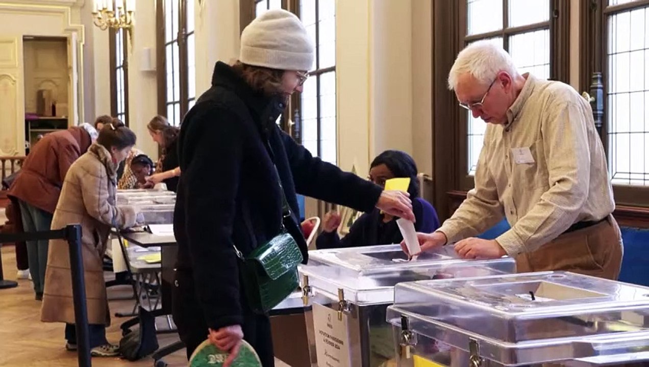 Paris bittet SUV-Fahrer zur Kasse - 18 Euro fürs Parken