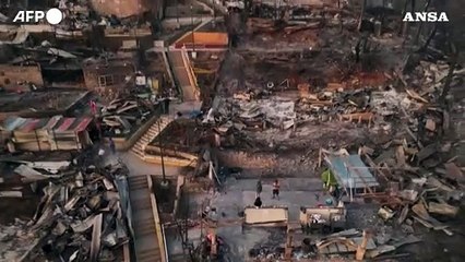 Cile devastato dagli incendi, almeno 112 le vittime
