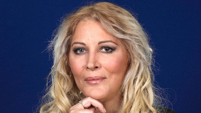 Loana rend un vibrant hommage à Jean-Jacques Goldman, son fidèle partenaire depuis toujours.