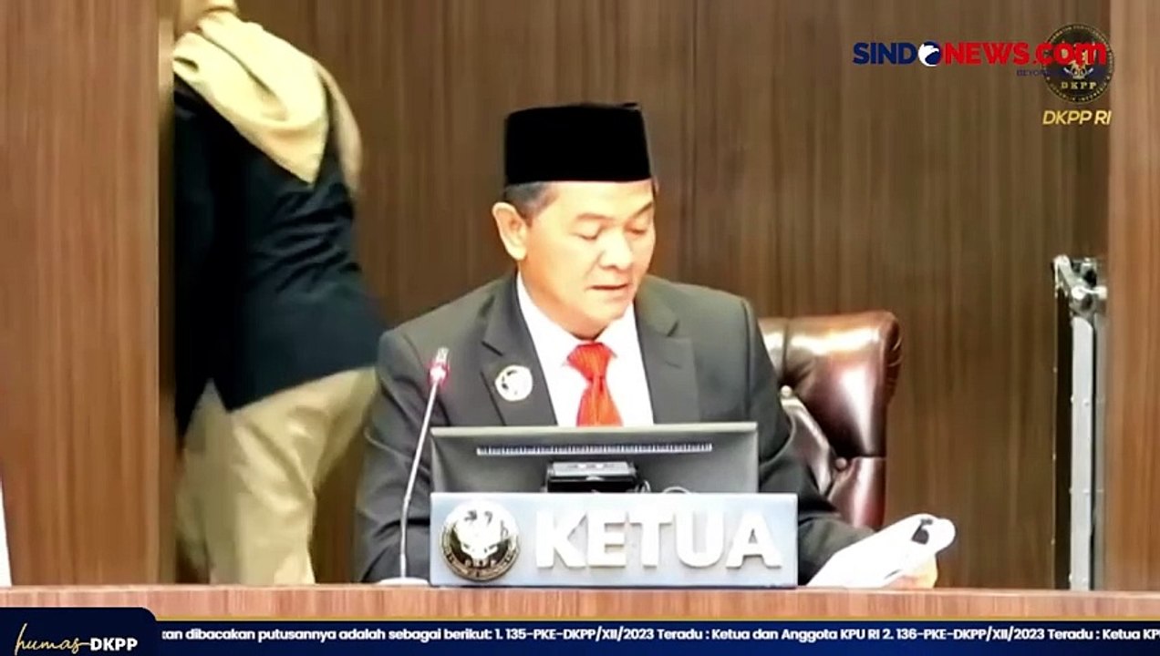 DKPP Vonis Ketua KPU Hasyim Asy'ari Langgar Kod...